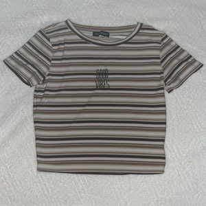 Size S, “GOOD VIBES”, brown, tan, white, STREETWEAR SOCIETY brand.